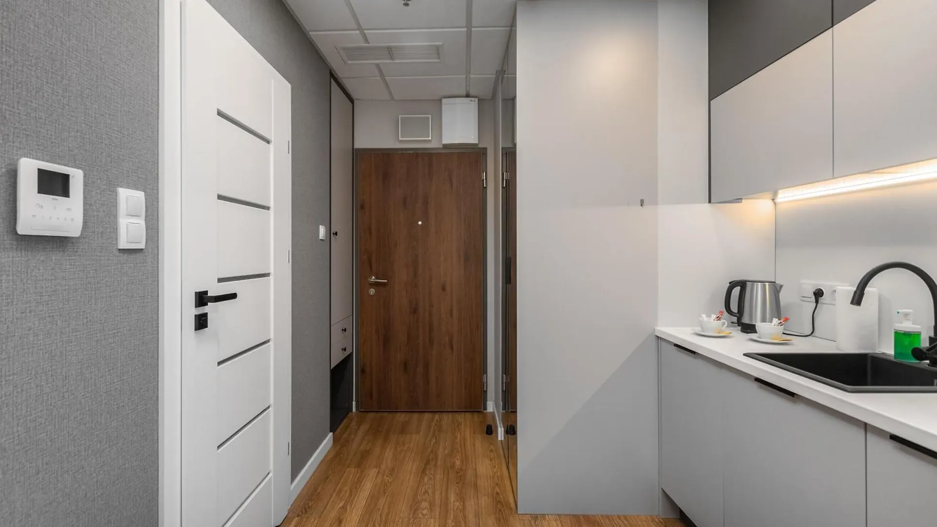 Kasprzaka 29 E-J By Homeprime Warsaw Apartment
