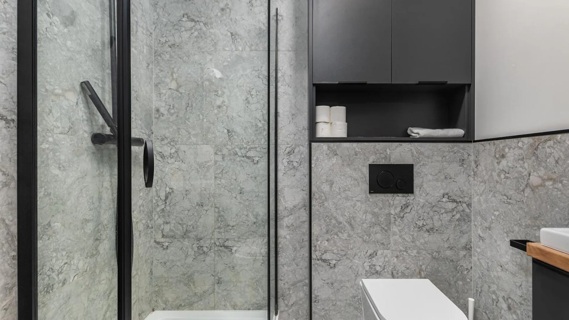 Kasprzaka 29 E-J By Homeprime Warsaw Apartment